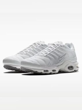 🆕-Nike Air Max Plus White Sneakers